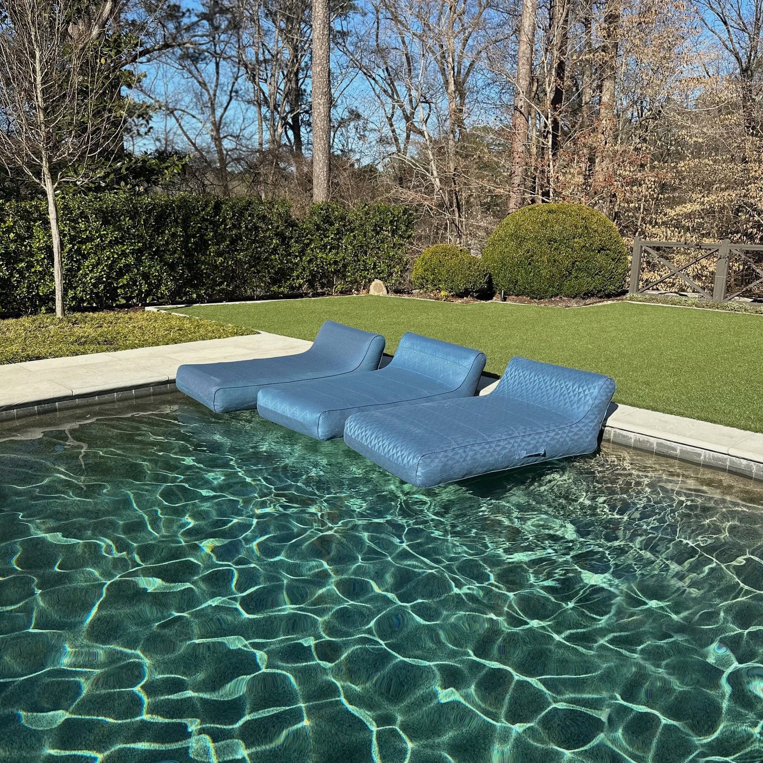 Marine Zag - Luxe Linen-Like Inflatable Boat & Pool Lounger